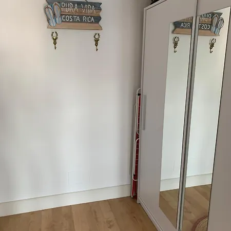 Apartamento Vistas Al Mar, Amplia Terraza Y Garaje *